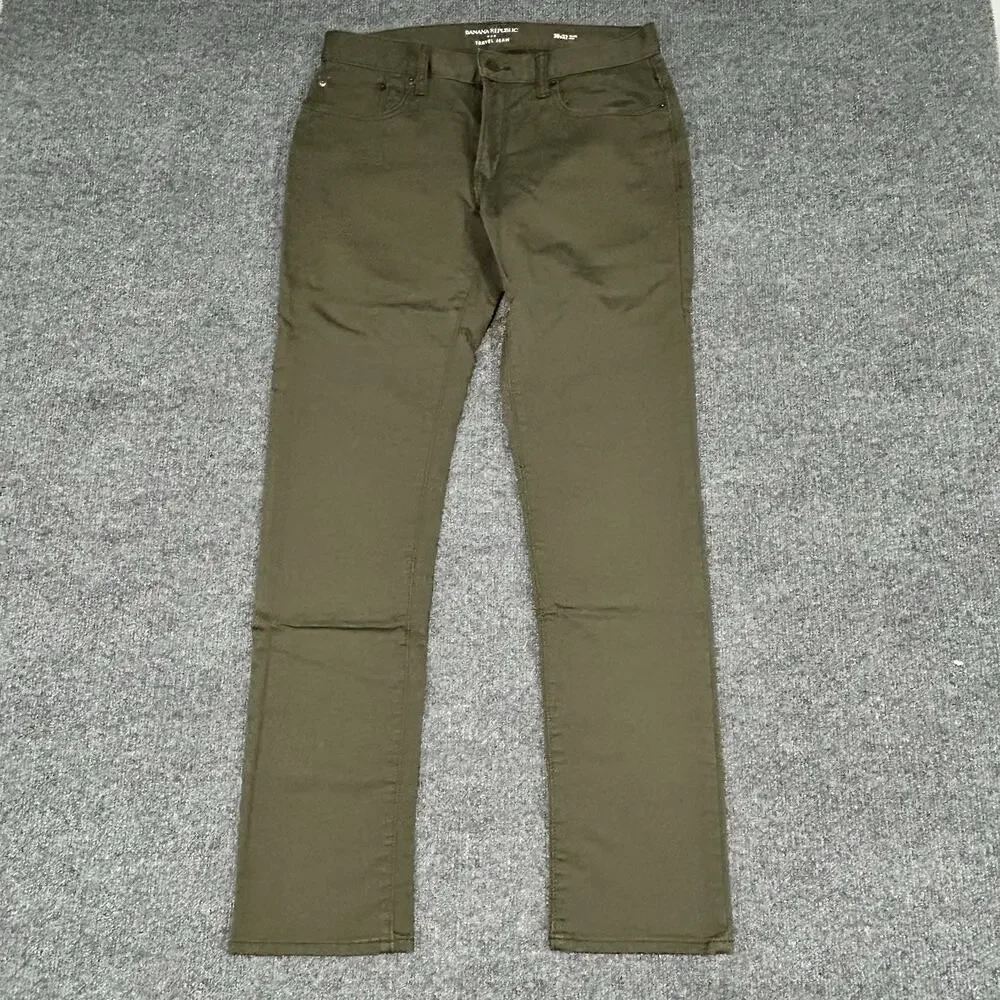 Banana Republic Men's Traveler Slim Fit Olive Green 5-Pocket Chino Pants 30x32